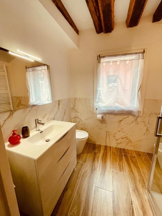 Suite Primo Piano Venesia Bagian luar foto