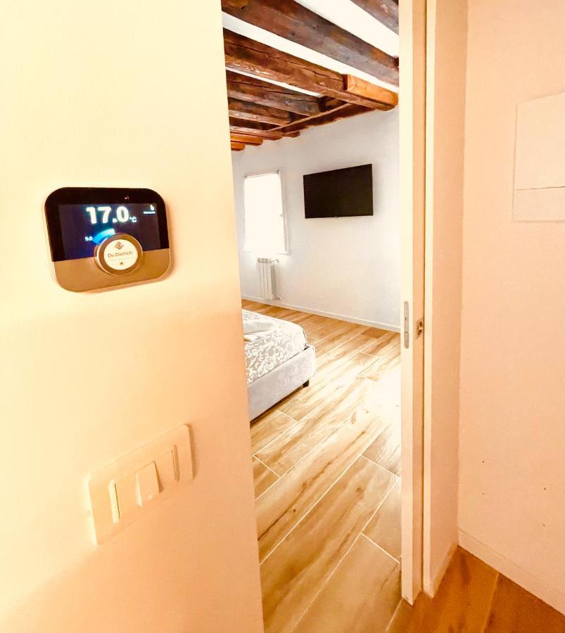 Suite Primo Piano Venesia Bagian luar foto