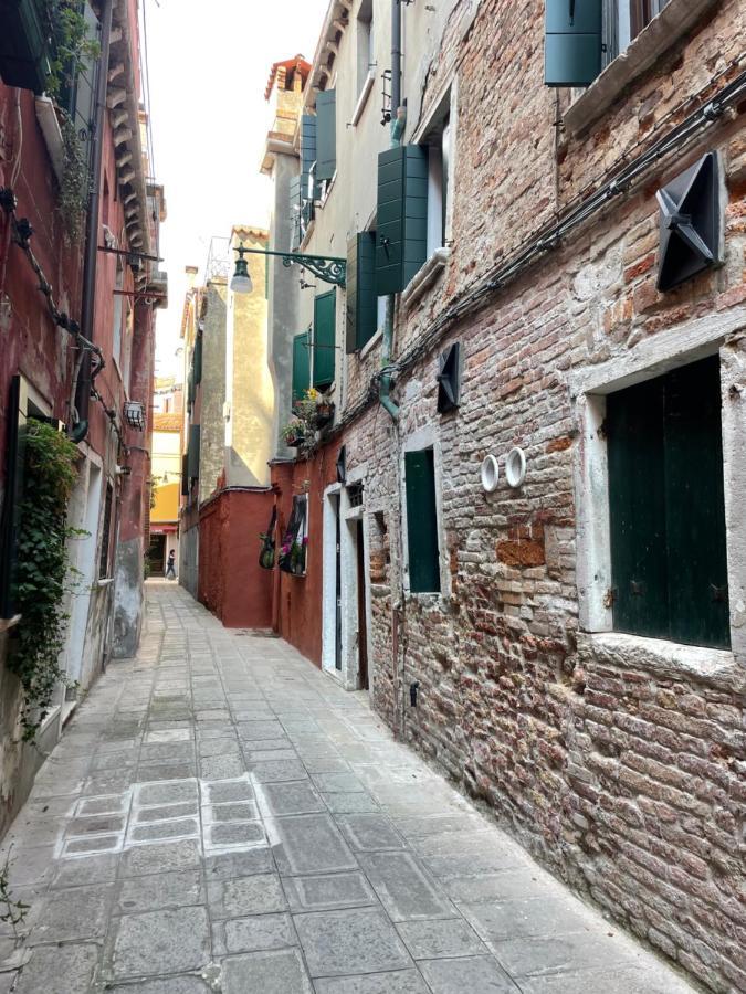 Suite Primo Piano Venesia Bagian luar foto
